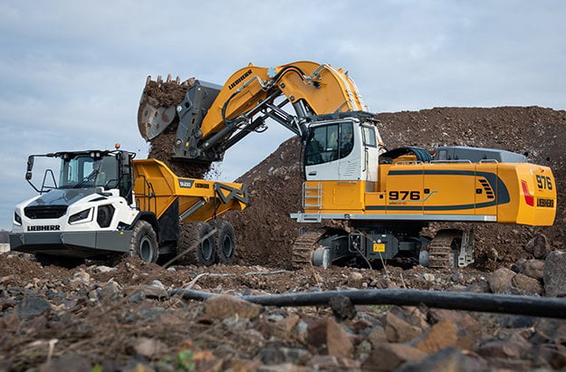 DOS NUEVAS EXCAVADORAS CERO EMISIONES LOCAL DE LA MARCA LIEBHERR: LAS EXCAVADORAS DE CADENAS ELÉCTRICAS R 976-E Y R 980 SME-E